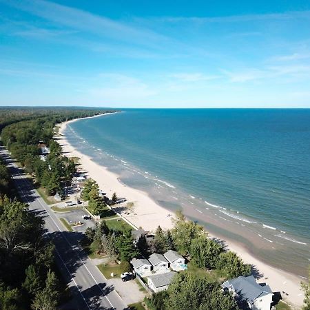 Beach Club Of Oscoda Garden Cottage On The Lake Exterior foto